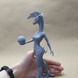 iyOGVyUwq6k.jpg Giraffe basketball girl