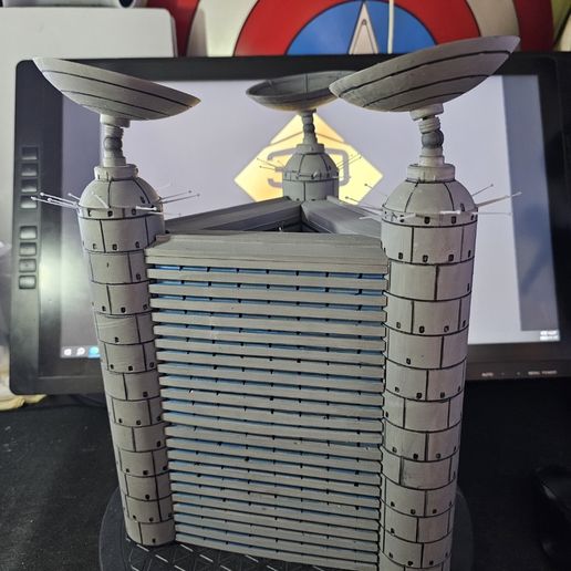👦 CUTE CARTOON BOY Conan Triangle Tower・ 3D File for 3D printing・Cults