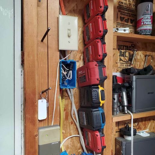 20200228_165817.jpg Tool Battery Holder