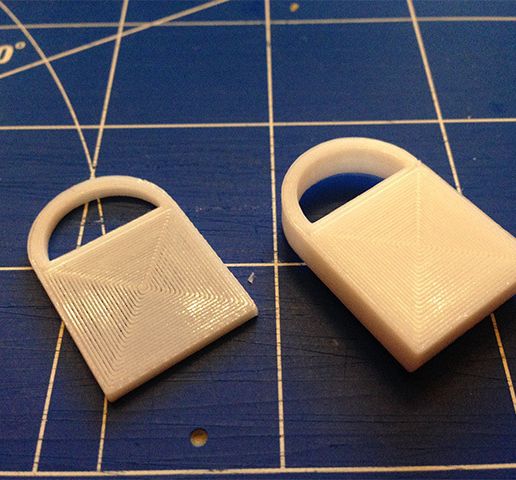 electronic-key01.jpg Small box for electronic key