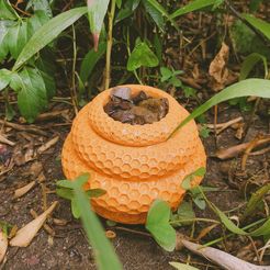1627169615598.jpg STL file Honeycomb water fountain for bees・3D printer design to download