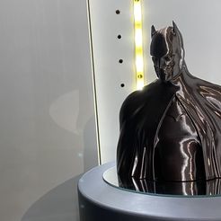 Batman - El busto del Cruzado de la Capa (fan art)