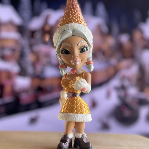 Gnome Girl Gigi - Poseable