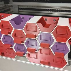 20200917_080607.jpg Archivo STL ALMACENAMIENTO MODULAR DE HEXÁGONOS, CAJA DE HERRAMIENTAS・Diseño imprimible en 3D para descargar