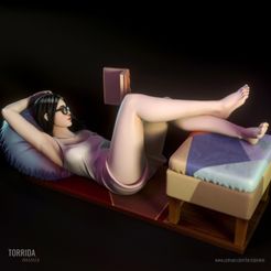 Moon-01.jpg Moon - A woman reading a book