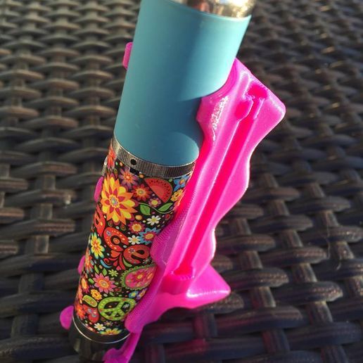 994ccba73e079e73f355db6fb3d2ee7d_display_large.jpg Evolve plus vape stand