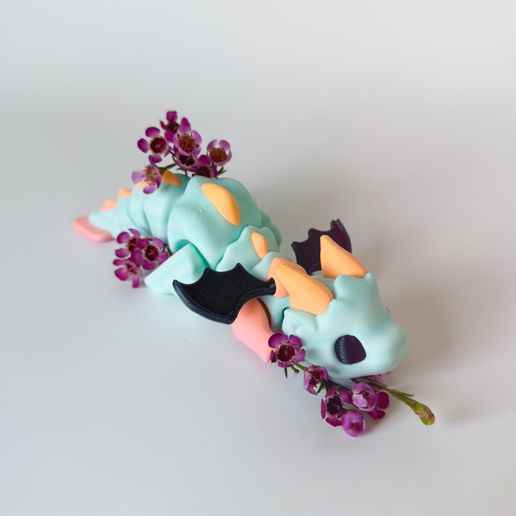 20250328_160032327_iOS.jpg Little Dragon And Castle