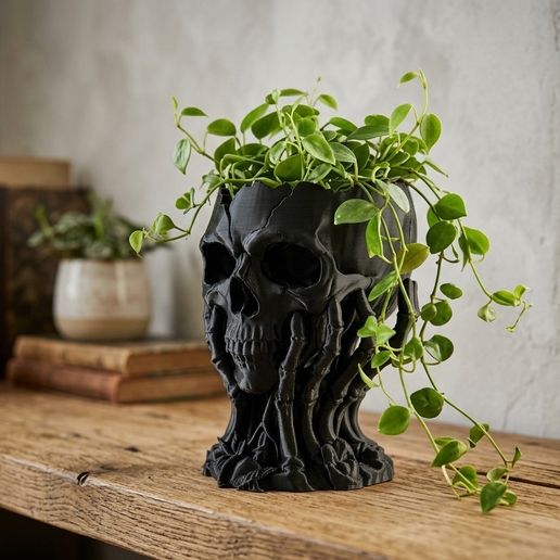 Skull Planter with Finger Bones – Gothic Flower Pot