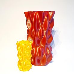 20200102_161505.jpg Fichier STL gratuit Vase bosselé・Plan à télécharger et à imprimer en 3D, Brithawkes
