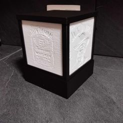 370243792_7461302577231436_8806859140468675990_n.jpg box litho jack daniel's socket e14