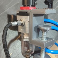 IMG20220304172756.jpg STL file Tabletop support: Airbrush + regulator・Template to download and 3D print