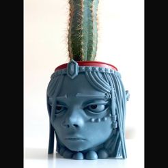 4.jpg Скульптура головы гоблина/эльфа Принц в цветочном горшке