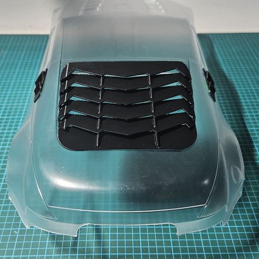 Full-rear-view.jpg LOUVER 350Z BRIAN McCANN