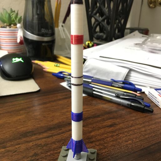 STL file Simple Rocket 🚀 ・Template to download and 3D print・Cults