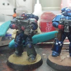 IMG20220604164645.jpg Free 3D file True-scale Imperial Fist Corvus Mark VI Armor・3D print object to download