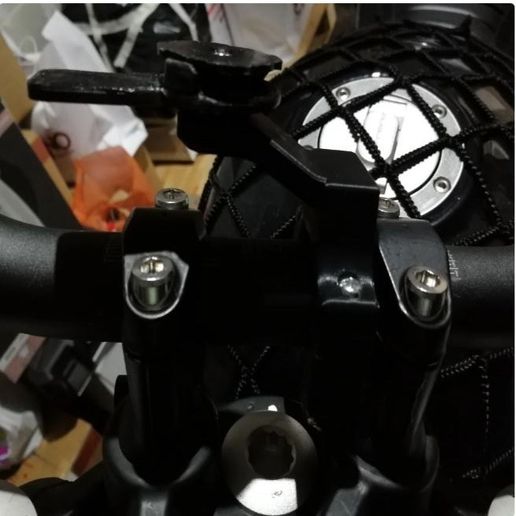 5.JPG QUADLOCK PER MOTO / BICI
