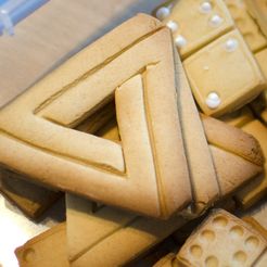 CC_Impos_Triangle_00.jpg STL-Datei Impossible Triangle - Cookie Cutter kostenlos・Modell zum 3D-Drucken zum herunterladen