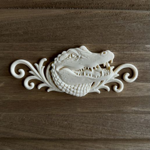 relief set crocodile animal symbol model