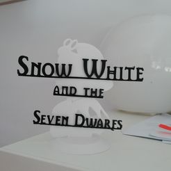IMG_20231001_170500.jpg snow white figure / snowhite figure