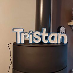 380115916_1383900655666834_464875732994568098_n-1.jpg Tristan , Nombre Luminoso, Iluminación Led, Letrero Nombre