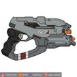 02.jpg Mass Effect 1:1 FanArt replica of the N7 Eagle