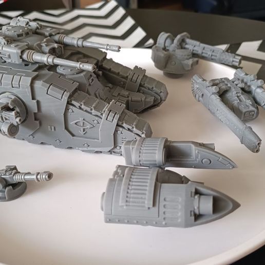 ee112c37343bf83d7be3c39dda6c1c9834cae5ee.jpg Char de combat SICARUS EN MULTIPLES COMBINAISONS