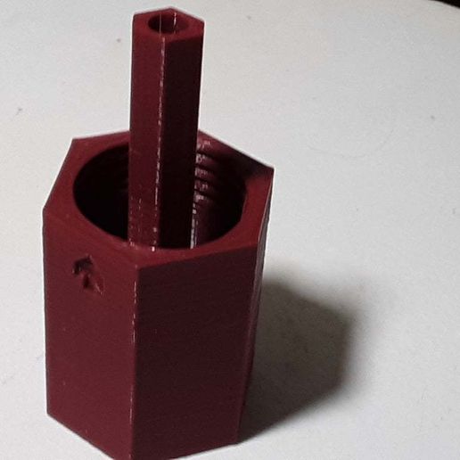 Soda bottle adapter - 3D model önizlemesi