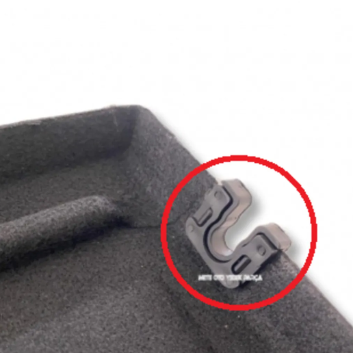 FORD COURIER / FIESTA / C-MAX / FOCUS TRUNK COVER BRACKET