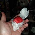 Boneheads: Skull Box w/ Brain - via 3DKitbash.com