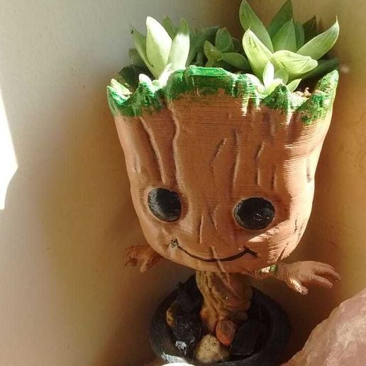baby-groot-vase-3d-model-obj-mtl-stl.jpg Baby Groot Vase Vase modèle d'impression 3D