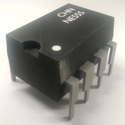 Chip2.jpg Integrated Circuit Box