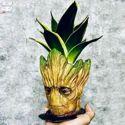 135833266_10224759358310385_8950753564554648878_o.jpg STL file Groot Vase - Guardians of the Galaxy - Marvel comics・3D print object to download