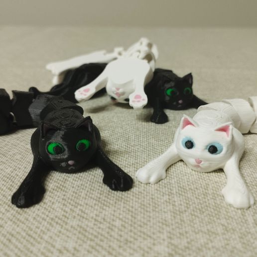 Longcat Flexi: Articulated 3-Segment and 5-Segment Editions