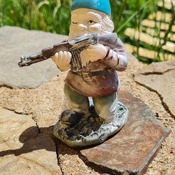 20230502_143426.jpg STL file Gnome, garden gnome fighting with gun・3D print object to download