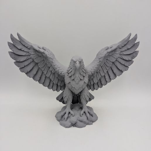 Eagle Statue – Outstretched Wings Wildlife Sculpture