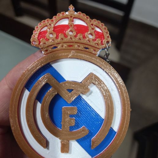 Archivo Stl Llavero Del Escudo Del Real Madrid・diseño De Impresión En 3d Para Descargar • Cults 