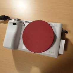 Sony e-mount body cap (and desiccant compartment)