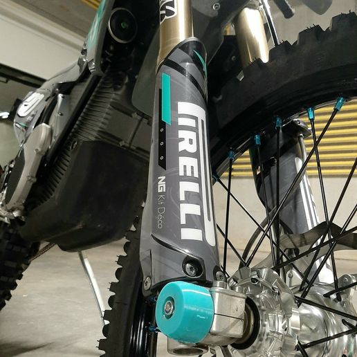 20250929_182321.jpg Stark Varg Axle Sliders