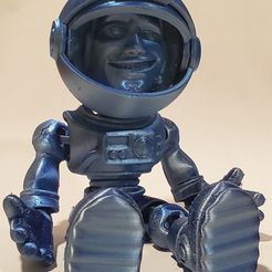 Астронавт на флекси-принтере, TooRandom73