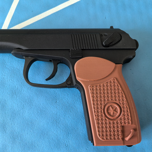 Makarov pistol (PM)