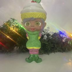 IMG_6747_PerfectlyClear.jpg GNOME 'MISS CUPCAKE'-COUPE AMOVIBLE