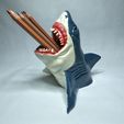 GOPR0383.jpg White Shark Pencil Cup