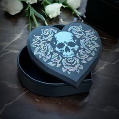 SkullBox1.jpg Skull Heart Box - COMMERCIAL USE ALLOWED