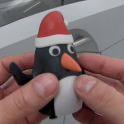 2.png Fichier STL gratuit Christmas Linux penguin・Objet à télécharger et à imprimer en 3D