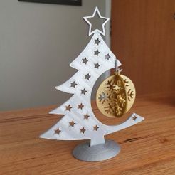 20201116_180027.jpg Fichier STL gratuit Boule de Noël en forme de flocon de neige・Modèle à télécharger et à imprimer en 3D
