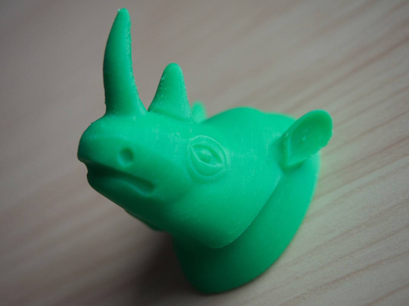 Capture_d_e_cran_2016-08-29_a__14.07.17.png Free STL file rhino head・3D printing design to download, bs3