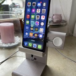 IMG_7822.jpeg STL file Design IPhone, Apple Watch, AirPods charging holder・3D printable model to download