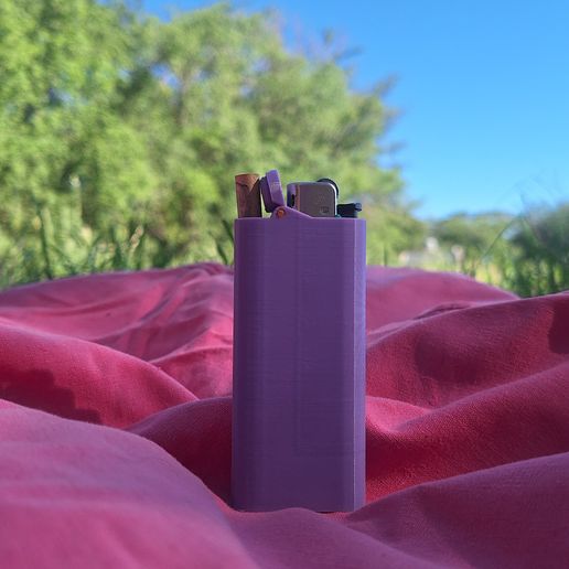 OLDENDO - Funda De Metal Para Cigarrillos Con Encendedor Eléctrico, 16