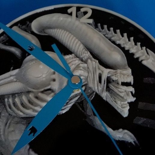 Free STL file Alien Clock 3D・3D printing template to download・Cults