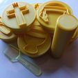 20220405_111840.jpg Free STL file EASTER STAMP SET AND ROLLER FOR COOKIES OR PLAYDOUGH/ CHRISTIAN・Template to download and 3D print